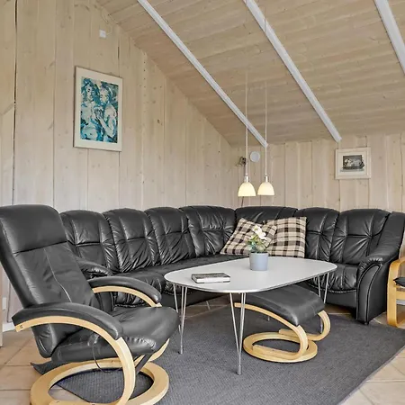 Three-bedroom In Haderslev