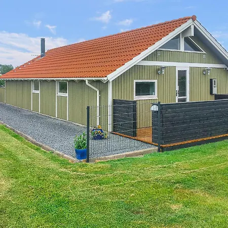 Three-bedroom In Hébergement de vacances